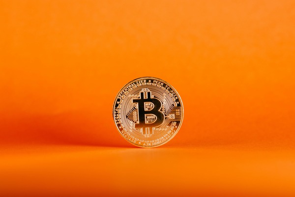 Blockchain confirmation progress and transaction processing time concept
