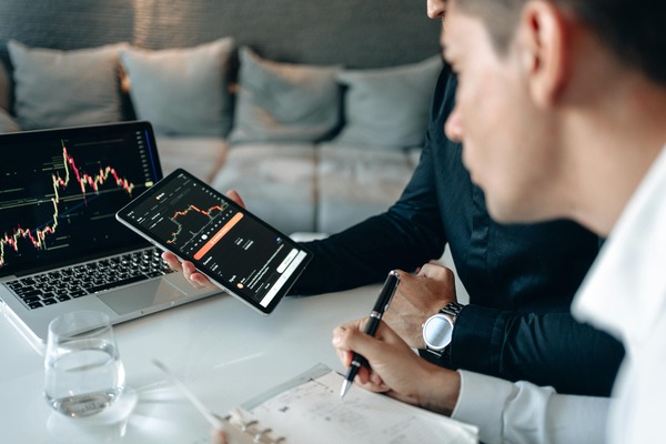 Simple crypto exchange order form without a trading terminal